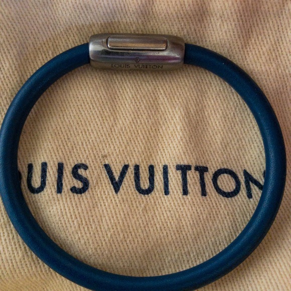 Louis Vuitton “Bull it” bracelet Blue calf Leather - Picture 5 of 7